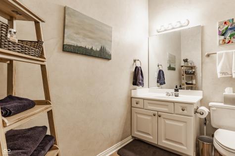 2437 Londonberry Boulevard Carmel IN 46032