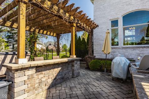 2437 Londonberry Boulevard Carmel IN 46032