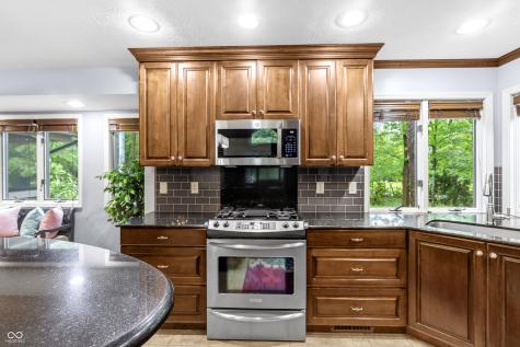 1122 Bitterwood Court Columbus IN 47201