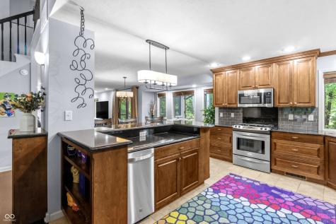 1122 Bitterwood Court Columbus IN 47201