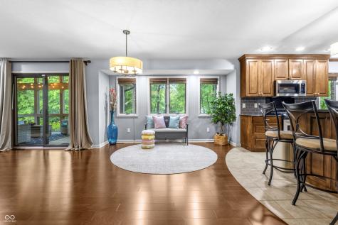 1122 Bitterwood Court Columbus IN 47201