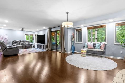1122 Bitterwood Court Columbus IN 47201