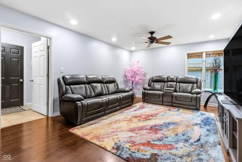 1122 Bitterwood Court Columbus IN 47201