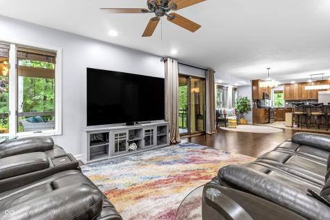 1122 Bitterwood Court Columbus IN 47201