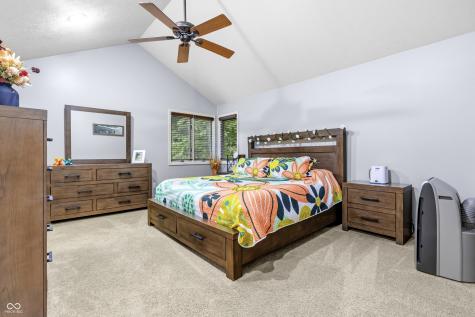 1122 Bitterwood Court Columbus IN 47201