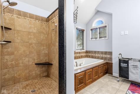 1122 Bitterwood Court Columbus IN 47201