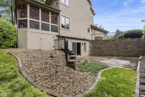 1122 Bitterwood Court Columbus IN 47201