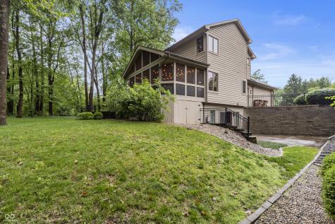 1122 Bitterwood Court Columbus IN 47201