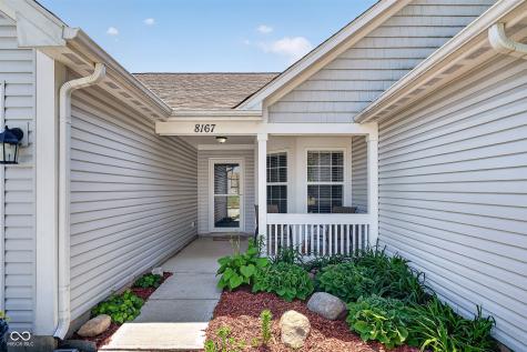 8167 Dartmoth Lane Avon IN 46123