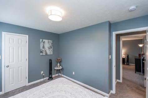 2494 Cabin Hill Road Indianapolis IN 46229