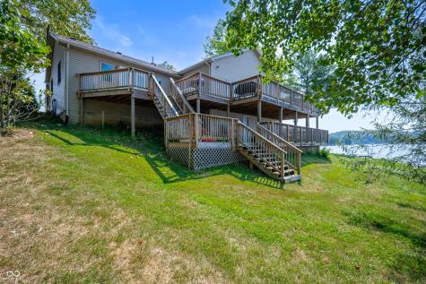 9235 N Gray Avenue Unionville IN 47468