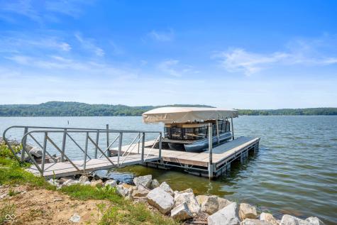 9235 N Gray Avenue Unionville IN 47468