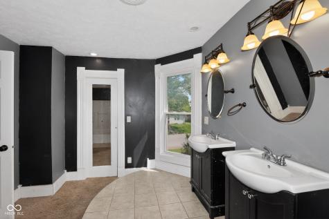 1909 S J Street Elwood IN 46036
