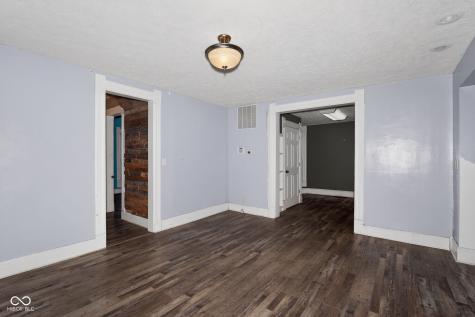 1909 S J Street Elwood IN 46036