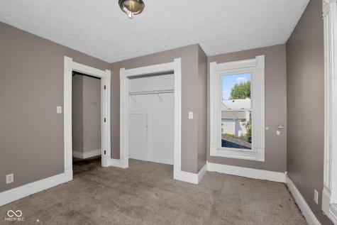 1909 S J Street Elwood IN 46036