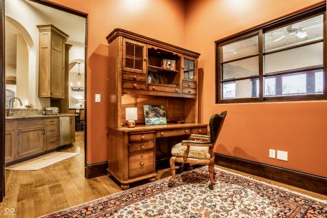 2075 S 950 E Zionsville IN 46077