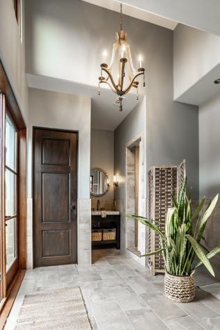 2075 S 950 E Zionsville IN 46077