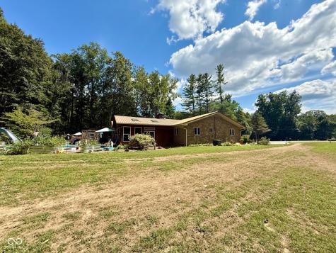 2500 S Edgewood Cove Martinsville IN 46151