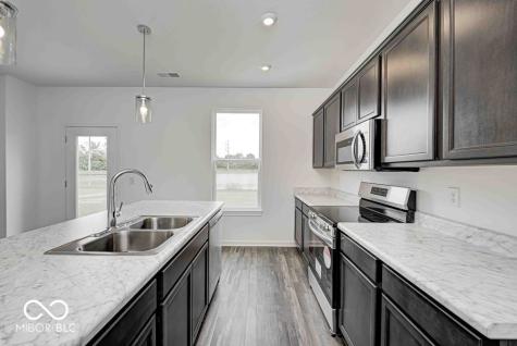 2032 Oak Terrace Drive Shelbyville IN 46176