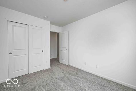 2032 Oak Terrace Drive Shelbyville IN 46176