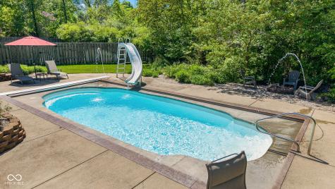 8342 Catamaran Drive Indianapolis IN 46236