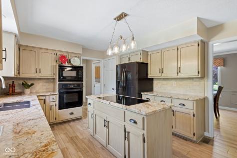 8342 Catamaran Drive Indianapolis IN 46236