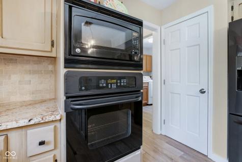 8342 Catamaran Drive Indianapolis IN 46236