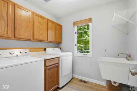 8342 Catamaran Drive Indianapolis IN 46236