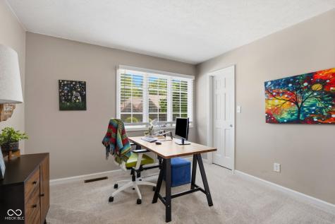 8342 Catamaran Drive Indianapolis IN 46236
