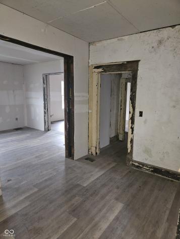 1207 W 35th Street Indianapolis IN 46208