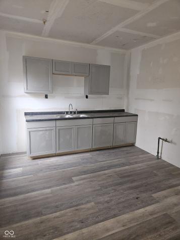 1207 W 35th Street Indianapolis IN 46208