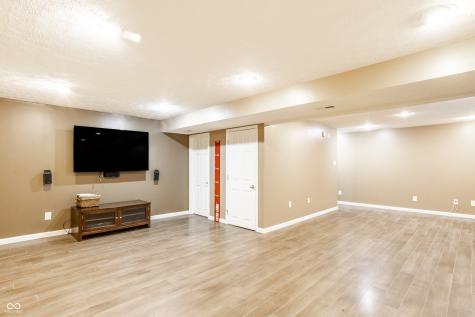 10297 Tybalt Drive Fishers IN 46038