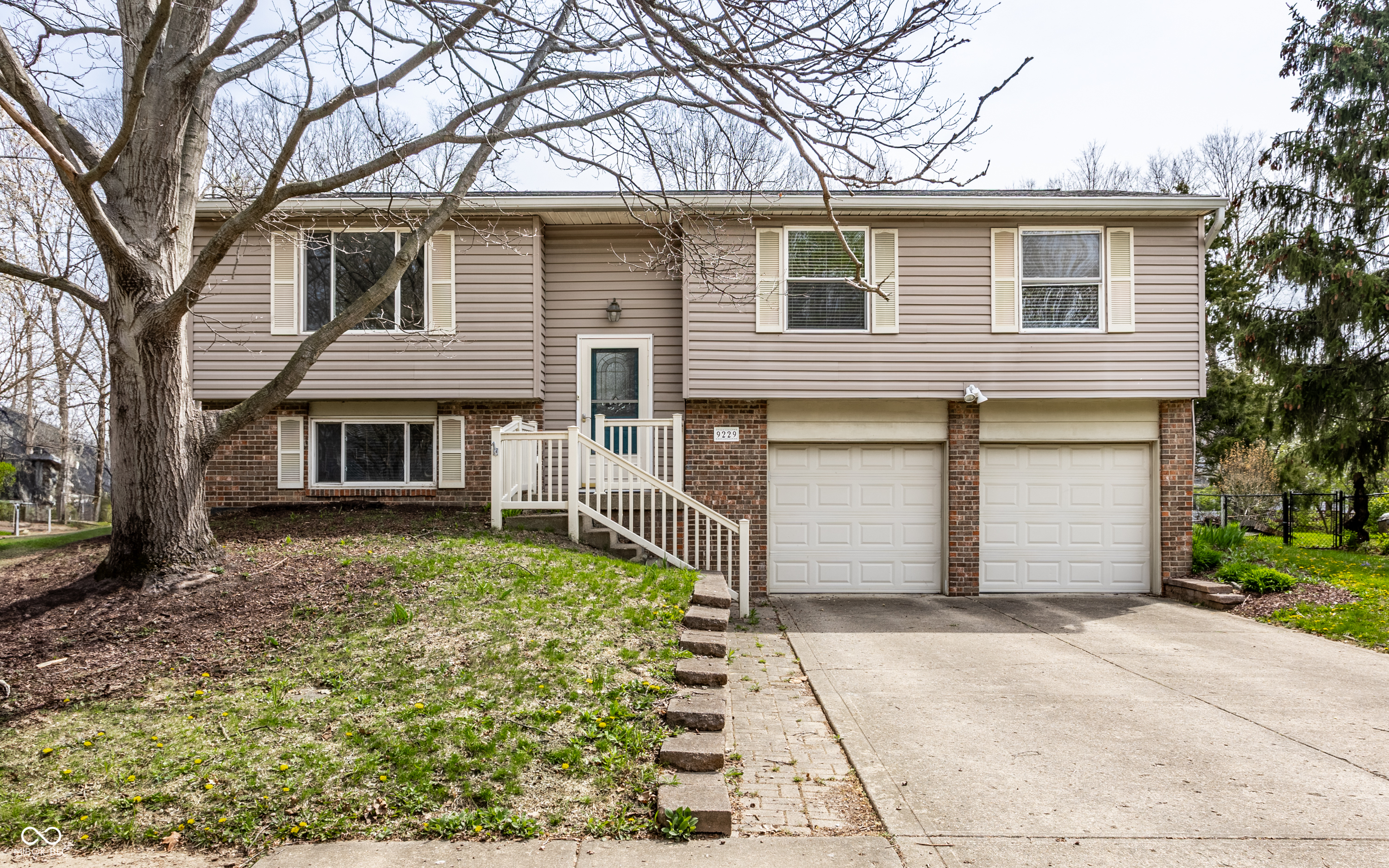 9229 Thrushwood Lane Indianapolis IN 46250