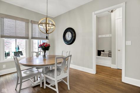 7634 The Commons Zionsville IN 46077