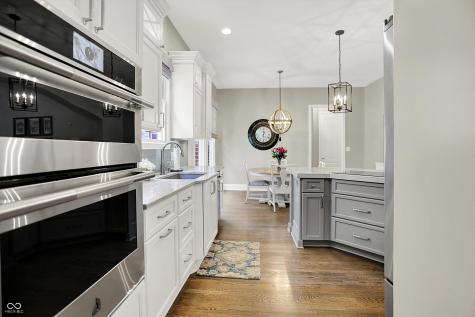 7634 The Commons Zionsville IN 46077