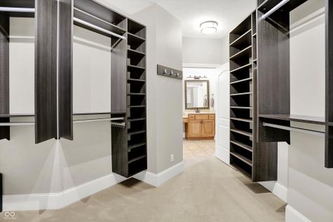 7634 The Commons Zionsville IN 46077