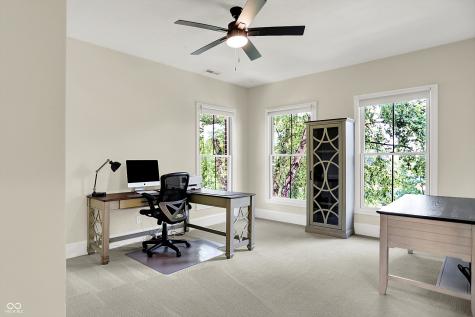 7634 The Commons Zionsville IN 46077