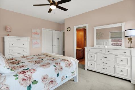 7634 The Commons Zionsville IN 46077