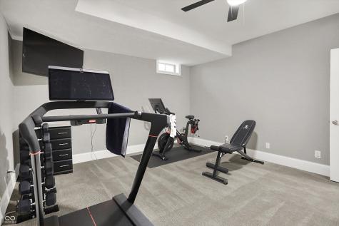 7634 The Commons Zionsville IN 46077