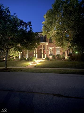 7634 The Commons Zionsville IN 46077