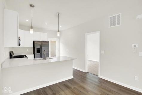 8516 Goldfinch Road Brownsburg IN 46112