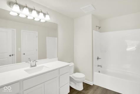 8516 Goldfinch Road Brownsburg IN 46112