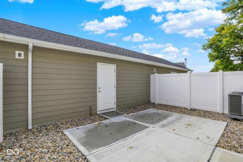 8516 Goldfinch Road Brownsburg IN 46112