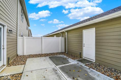 8516 Goldfinch Road Brownsburg IN 46112