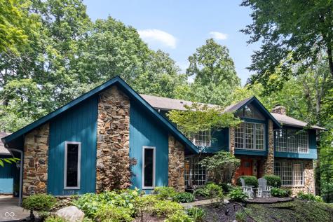 9236 Kinlock Drive Indianapolis IN 46256