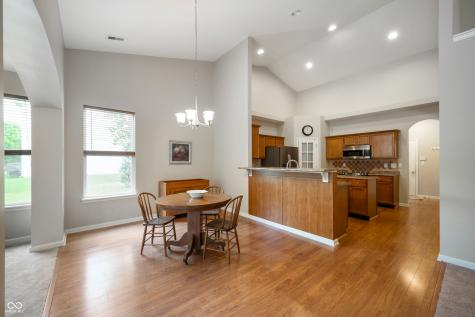 9402 Whisper Bend Drive Indianapolis IN 46278