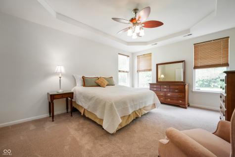 9402 Whisper Bend Drive Indianapolis IN 46278
