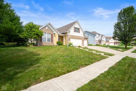 9402 Whisper Bend Drive Indianapolis IN 46278