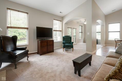 9402 Whisper Bend Drive Indianapolis IN 46278