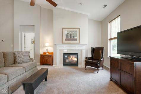 9402 Whisper Bend Drive Indianapolis IN 46278